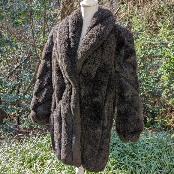 MONTEREY Faux Fur Coat Stroller Length in Plush Black Size Small - Picture 3 of 15